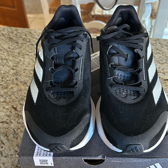 Adidas Duramo Speed Women’s size 10.5. Worn for less than a mile! Great buy!Box! - Picture 1 of 9